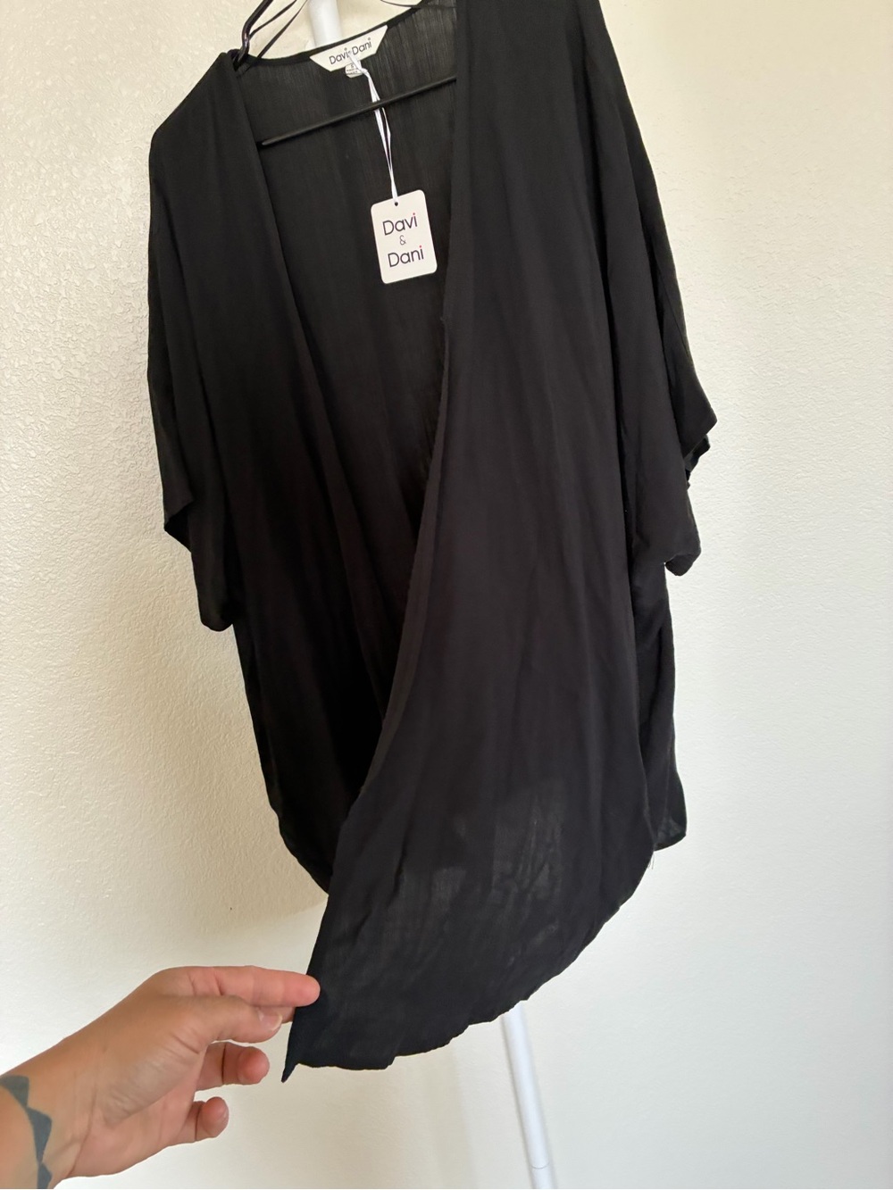 Davi & Dani Botanic Batwing Kimono Small - Picture 2 of 6